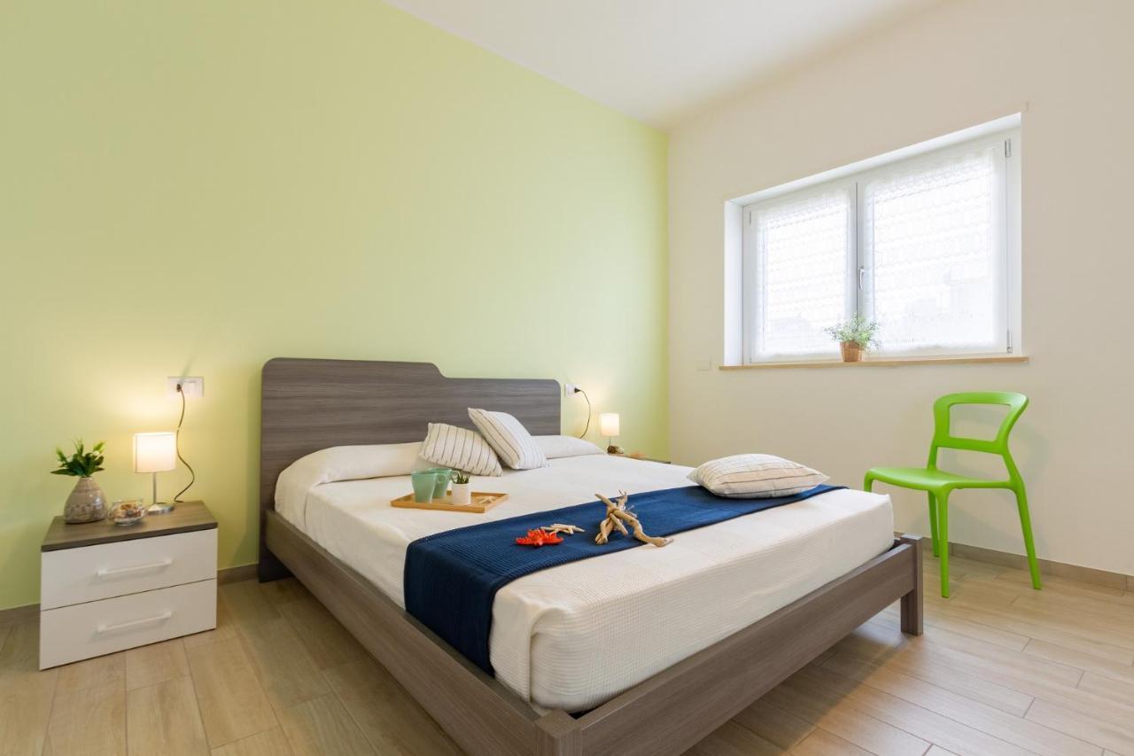 Апартаменты Giada 2P - Palazzina Laura Myho Casa Торторето Экстерьер фото