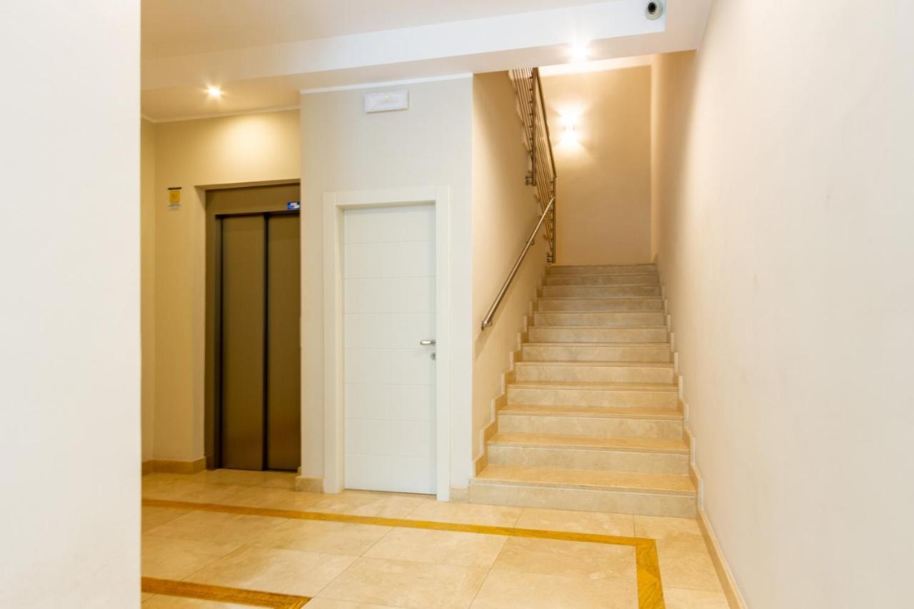 Апартаменты Giada 2P - Palazzina Laura Myho Casa Торторето Экстерьер фото